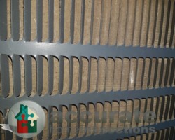 AC-unit-needs-service